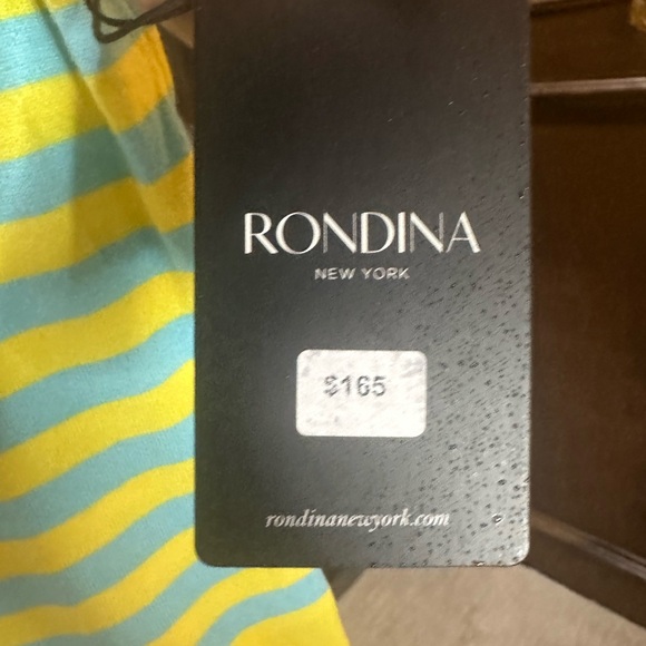 NWT SIZE M Yellow and Blue Sleeveless Boxy Muscle Tee - Picture 3 of 5